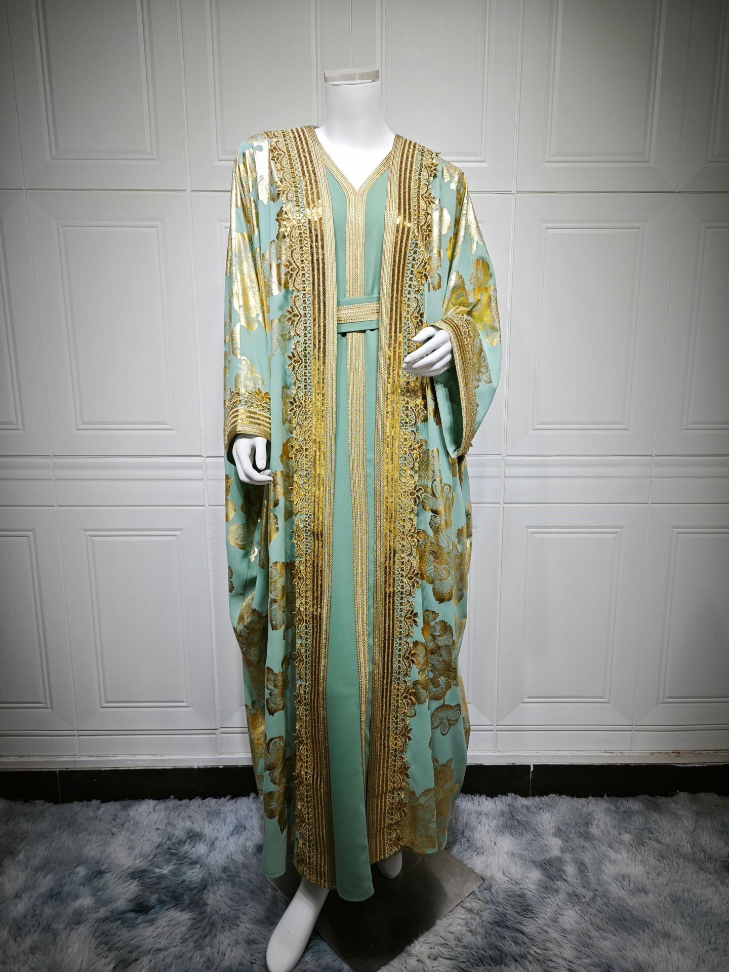 Womens Fashion Gold-Embossed Robe Dress Set