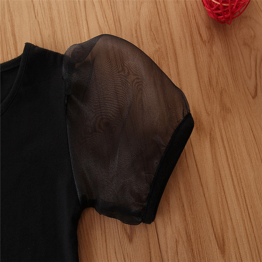Girls' Short-sleeved Suit Puff Sleeve Black T-shirt Denim Suspender Skirt Fashionable