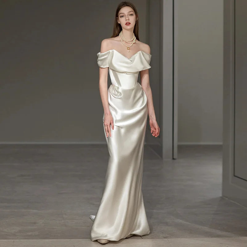 Modern Style Wedding Dress For queen