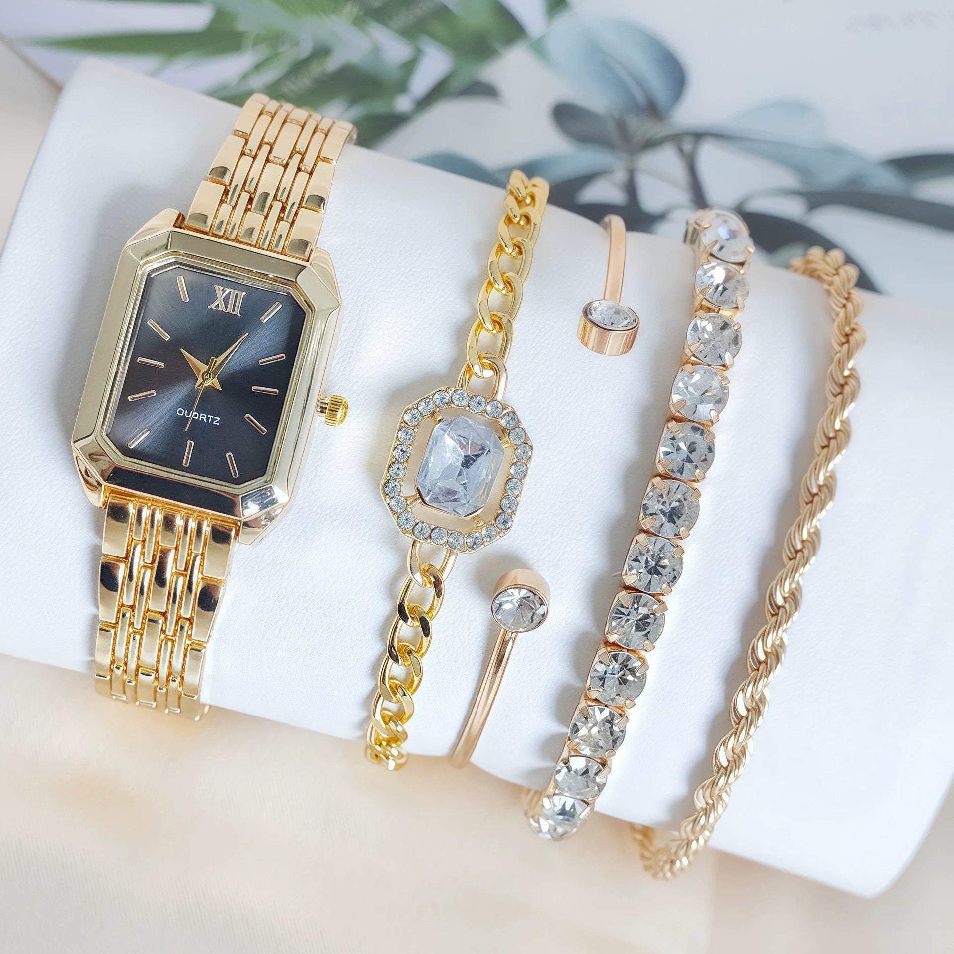 4pcs Women's Classic Gold Plated Set Engagement Gift