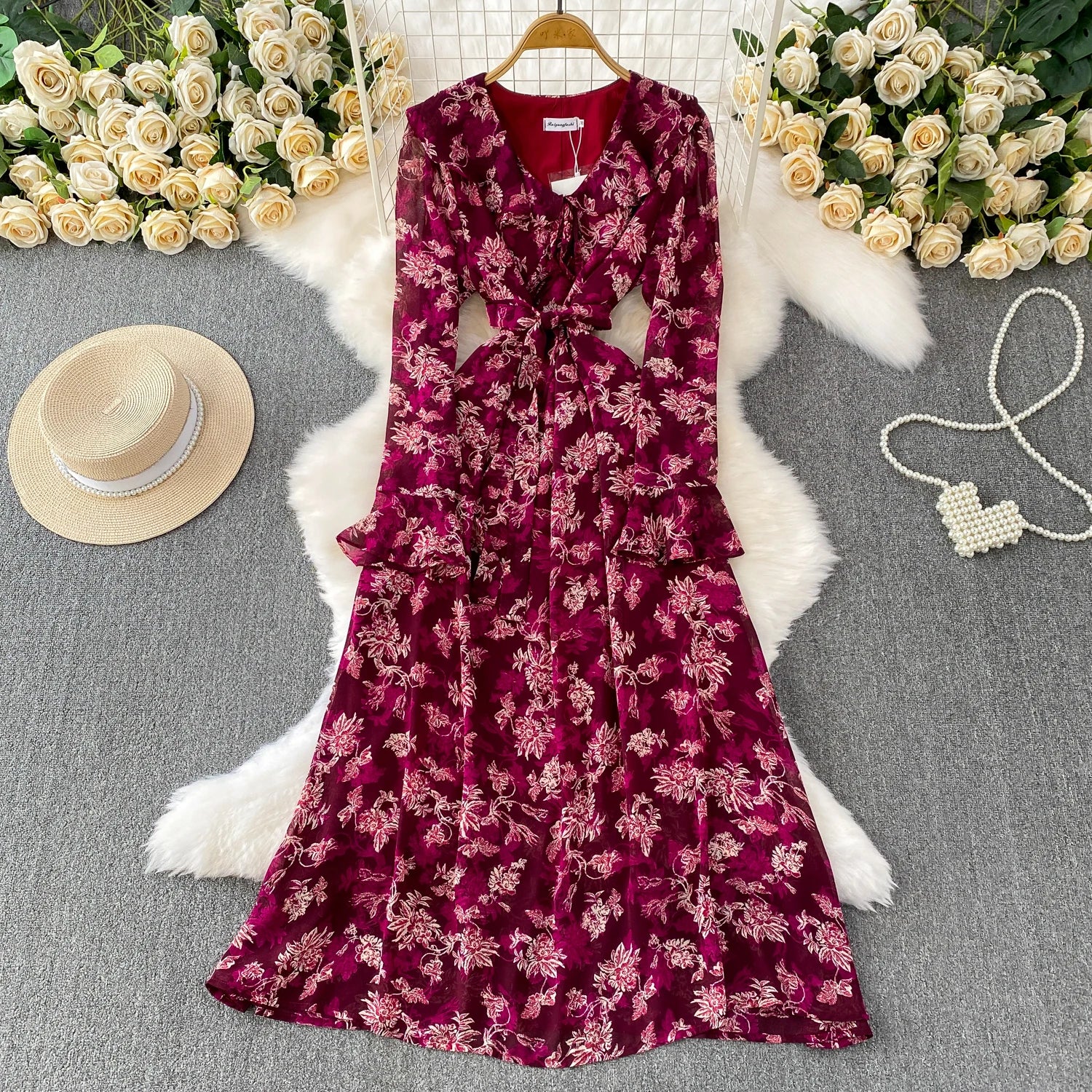 Women's Chiffon Elegant Ruffled V-neck Long-sleeved Dress
