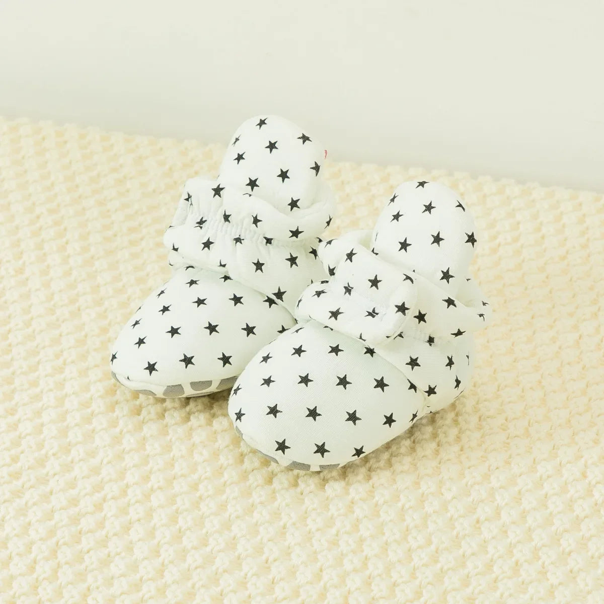 Winter Warm Baby Boys Girls Booties Newborn Stars Fluff Toddler First Walkers Cotton Comfort Soft Anti-slip Infant Shoes Socks