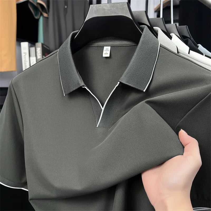 Light luxury T-shirt for men's wear