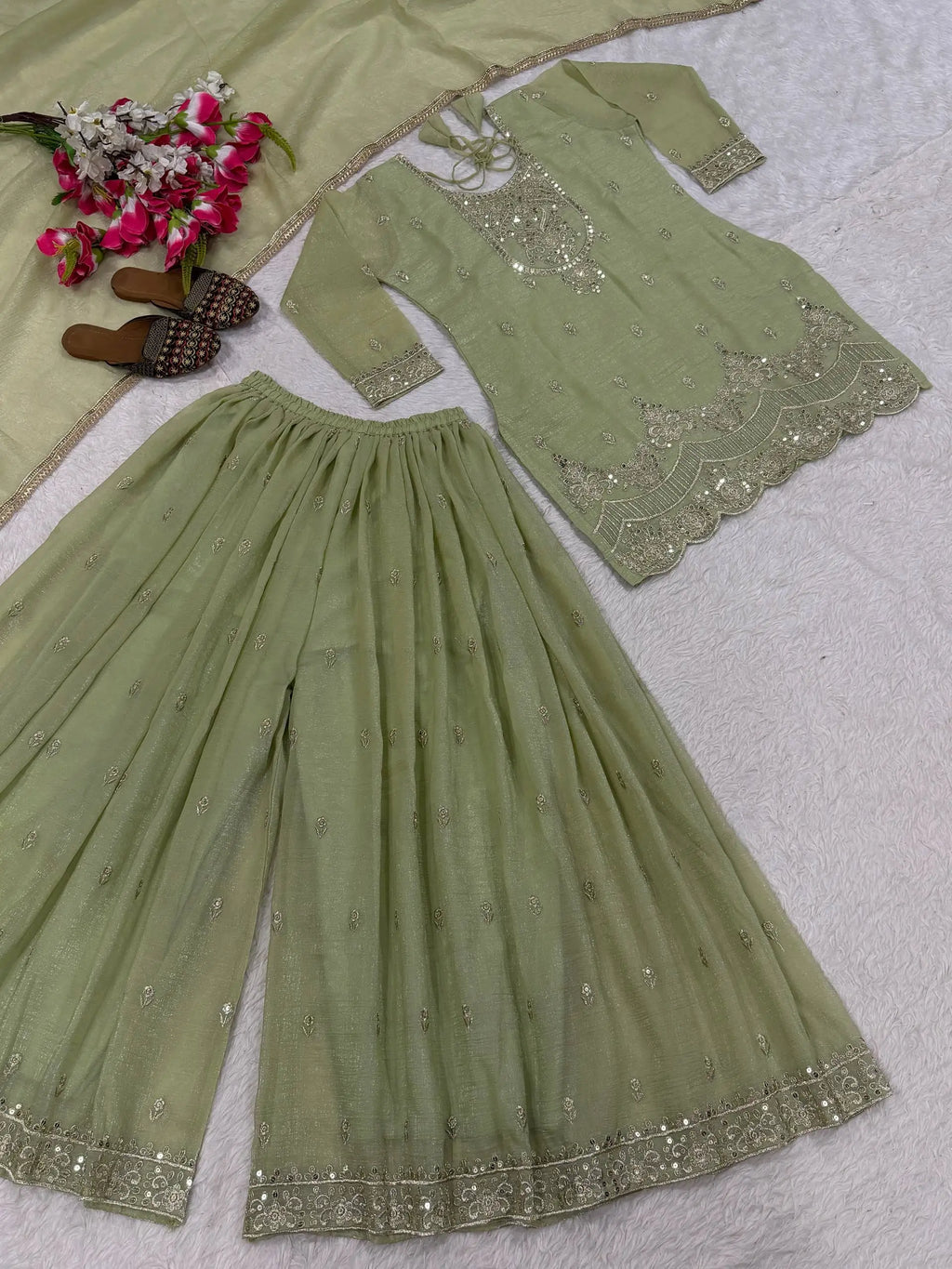 Presenting New Designer for women’s