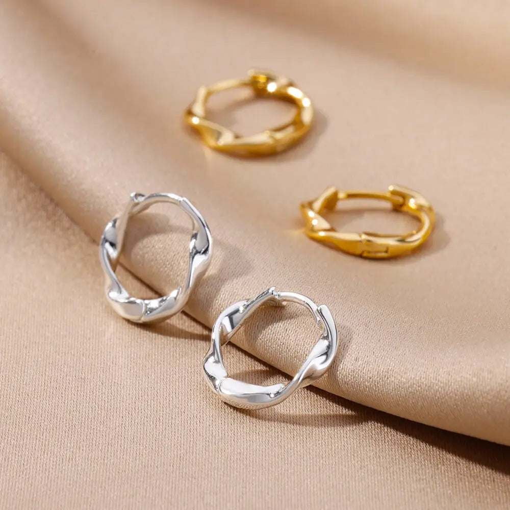 Elegant Round Ear rings for Girls